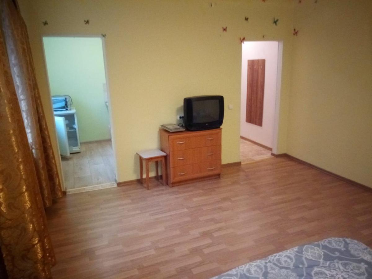 Viestura Apartamenti ダウガフピルス エクステリア 写真